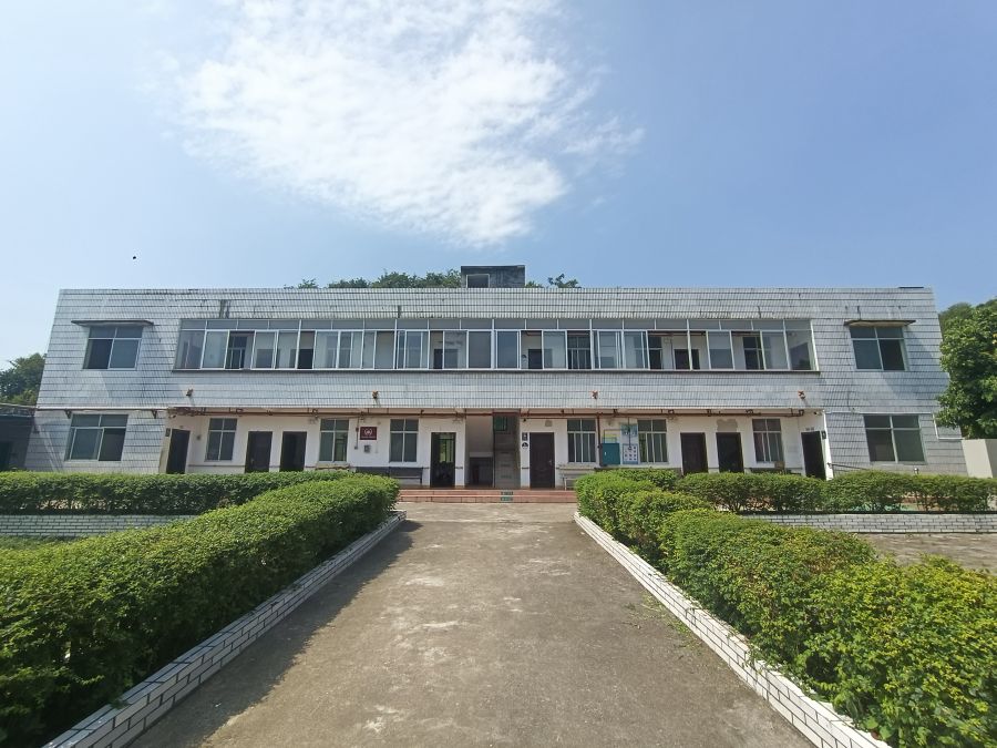 鹿寨县平山瑞康养老中心